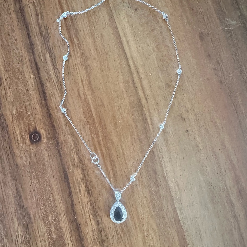 Elegant Silver Teardrop Black Onyx Pendant Necklace